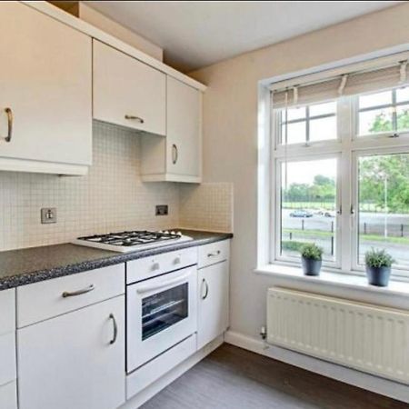 The Wickets - 2 Bedroom Apartment Overlooking Cricket Club Marton-in-Cleveland Kültér fotó