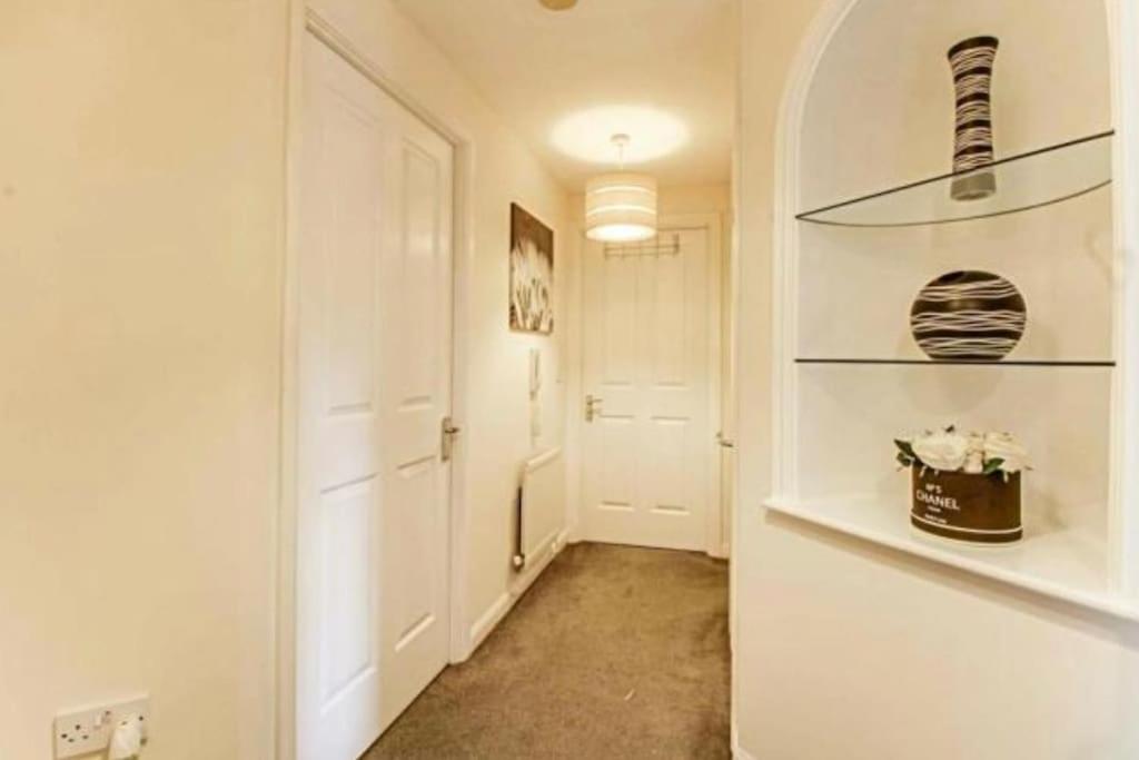 The Wickets - 2 Bedroom Apartment Overlooking Cricket Club Marton-in-Cleveland Kültér fotó