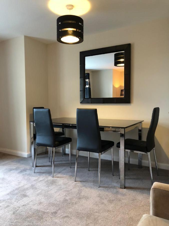 The Wickets - 2 Bedroom Apartment Overlooking Cricket Club Marton-in-Cleveland Kültér fotó
